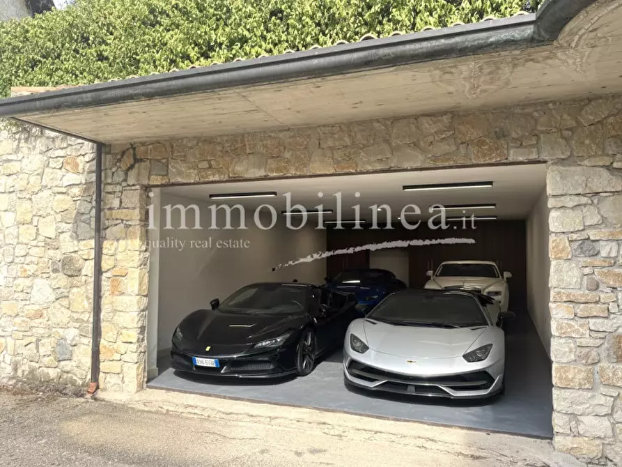 Immagine 44 di Villa in vendita  in via volpara 5 a Torri Del Benaco