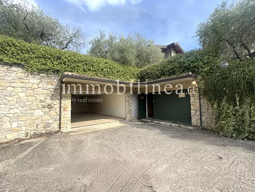 Immagine 45 di Villa in vendita  in via volpara 5 a Torri Del Benaco
