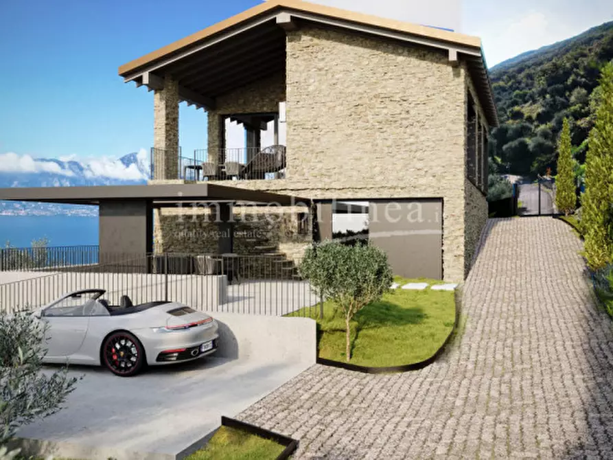 Immagine 5 di Rustico / casale in vendita  a Torri Del Benaco