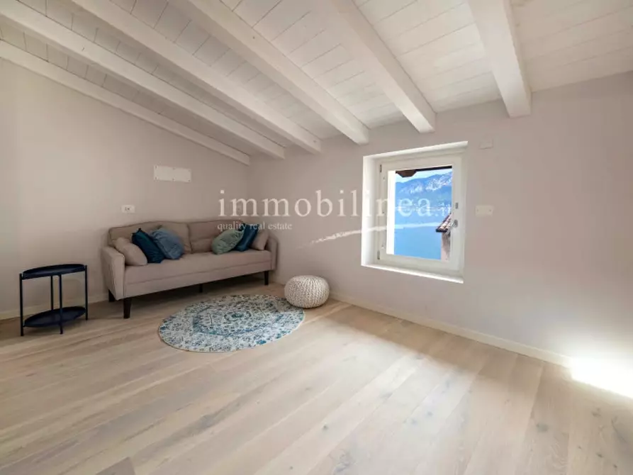 Immagine 3 di Attico in vendita  in Via Angeleri a Brenzone