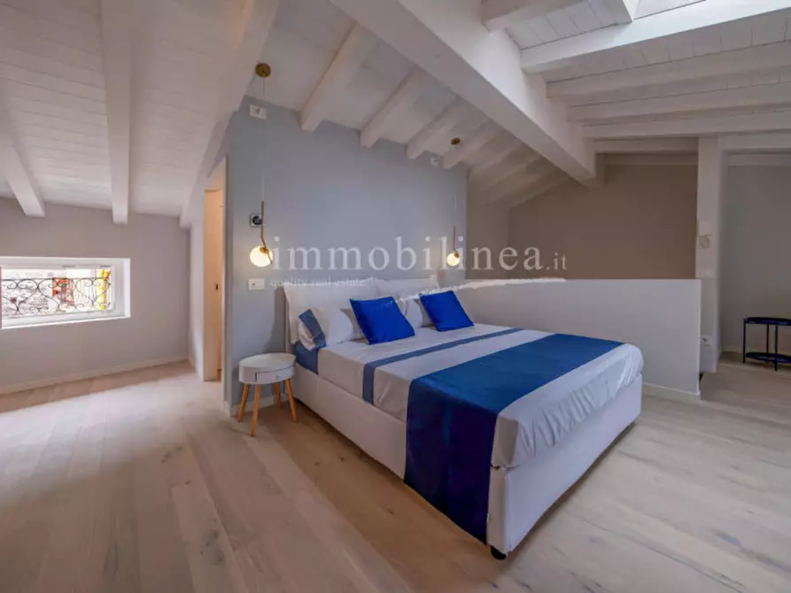 Immagine 3 di Attico in vendita  in Via Angeleri a Brenzone