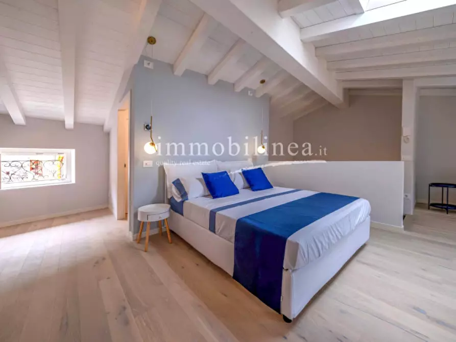 Immagine 3 di Attico in vendita  in Via Angeleri a Brenzone