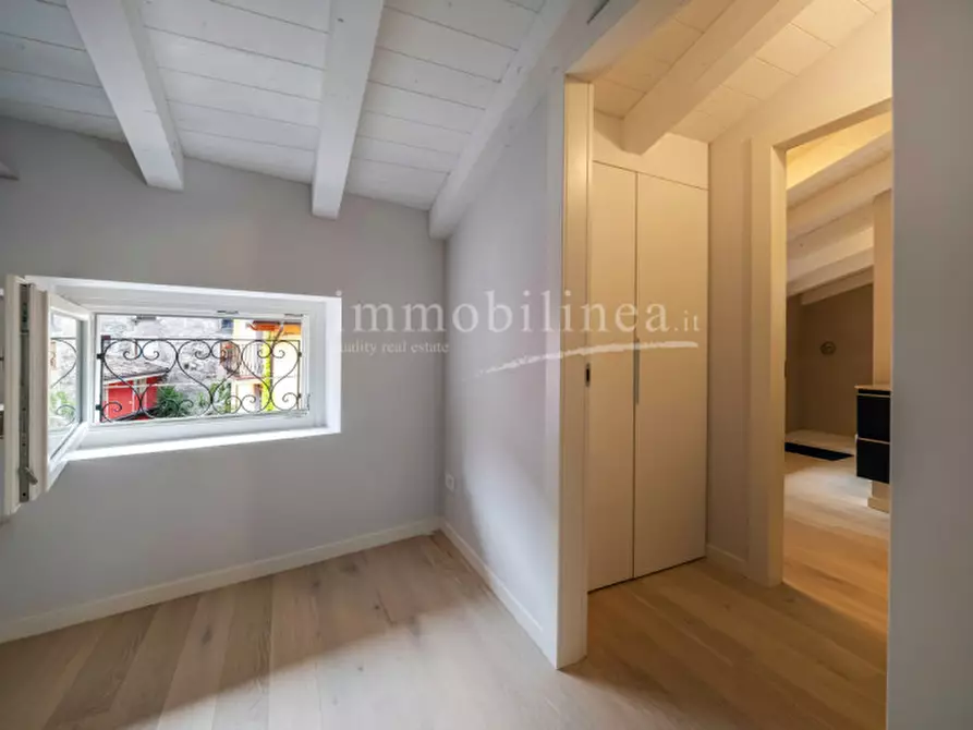 Immagine 15 di Attico in vendita  in Via Angeleri a Brenzone