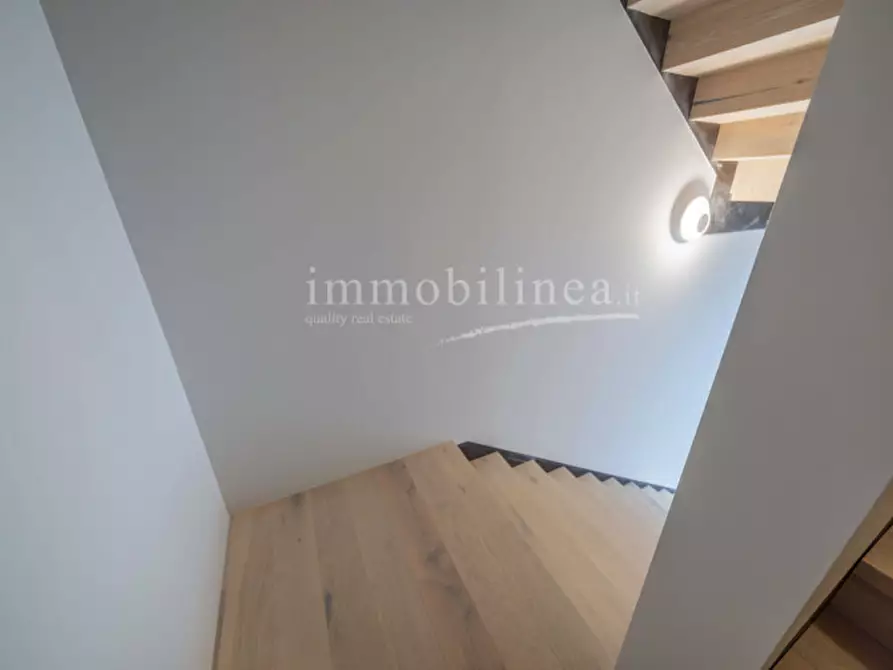 Immagine 23 di Attico in vendita  in Via Angeleri a Brenzone