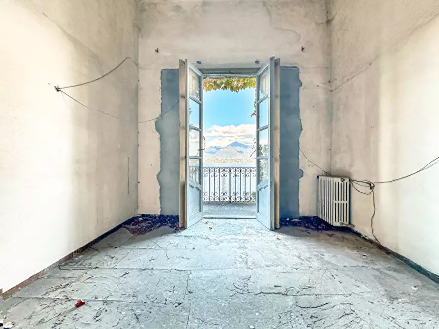 Immagine 32 di Villa in vendita  in Via Sempione sud 26 a Stresa