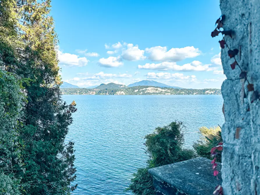 Immagine 35 di Villa in vendita  in Via Sempione sud 26 a Stresa