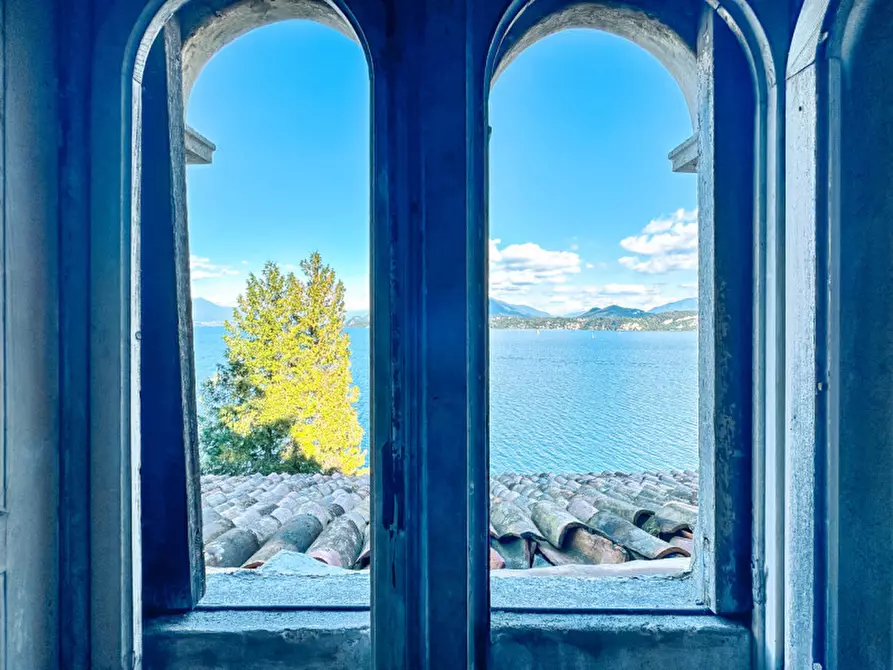 Immagine 40 di Villa in vendita  in Via Sempione sud 26 a Stresa