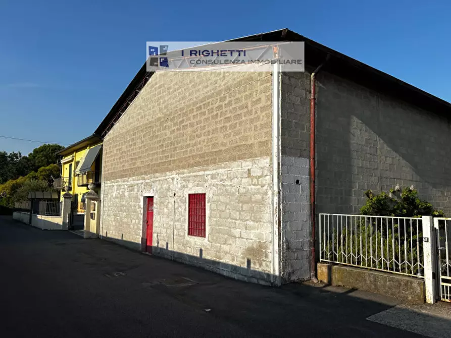 Immagine 9 di Magazzino in affitto  in via spallanzani a Verona