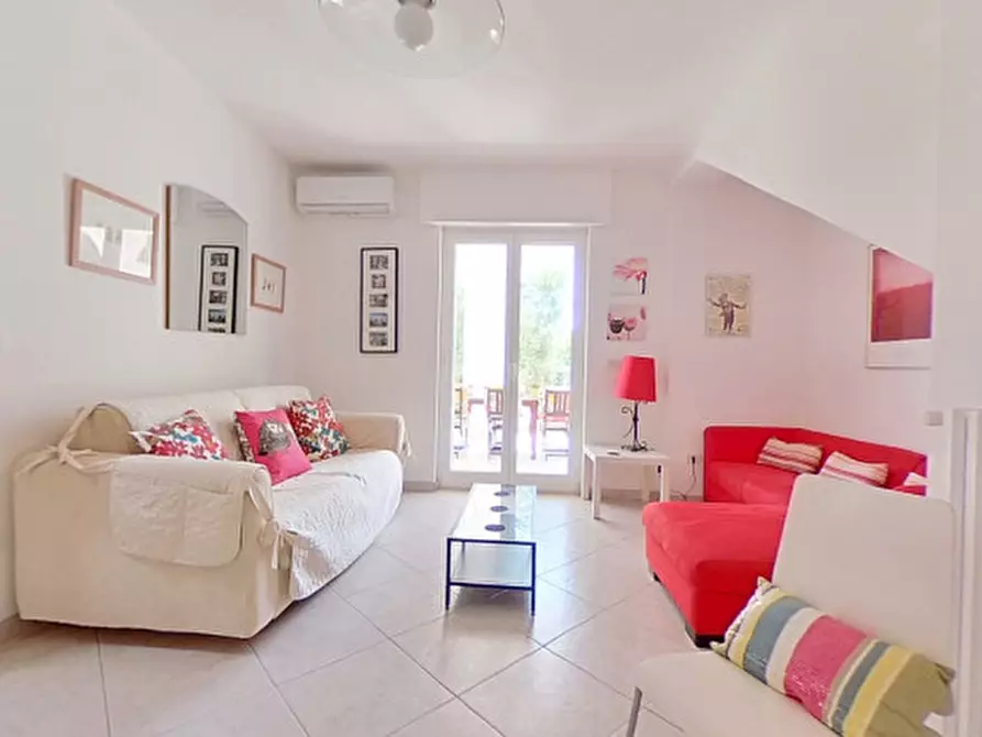 Immagine 16 di Villa in vendita  in 2T2 a Monopoli