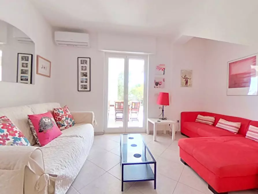 Immagine 17 di Villa in vendita  in 2T2 a Monopoli