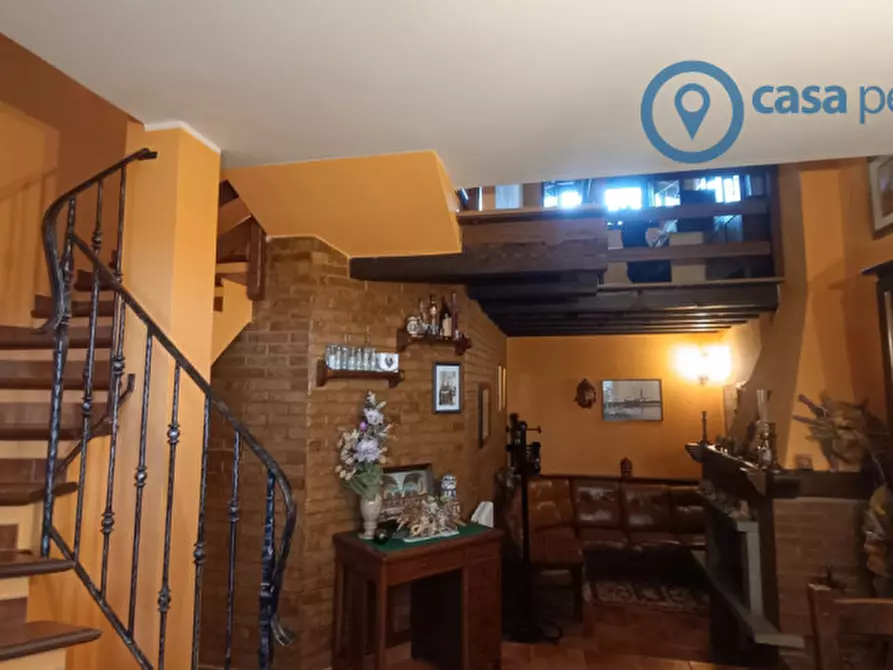 Immagine 10 di Casa bifamiliare in vendita  a Lusia