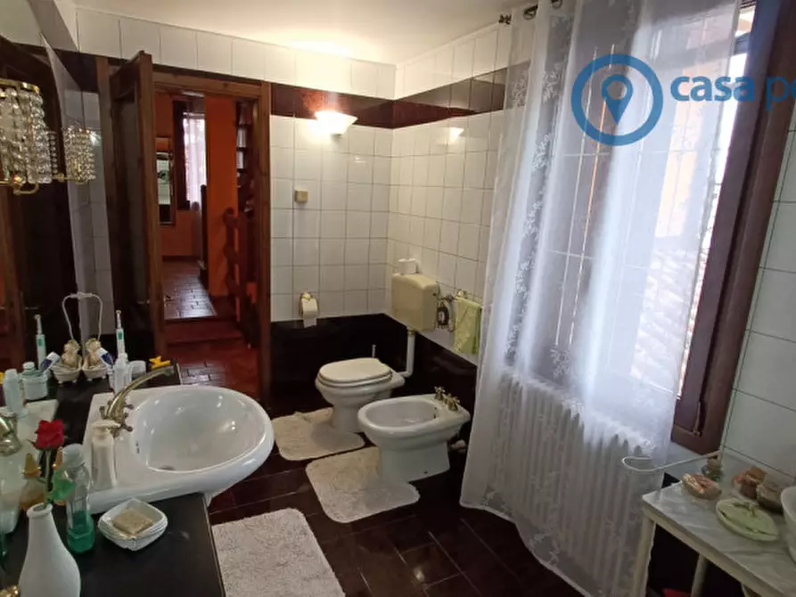 Immagine 15 di Casa bifamiliare in vendita  a Lusia