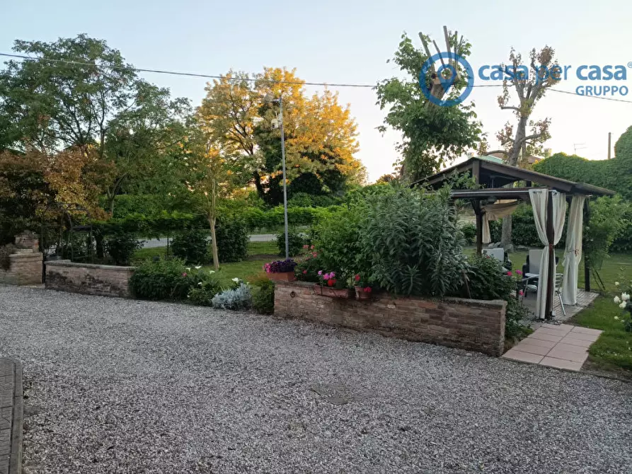 Immagine 27 di Casa bifamiliare in vendita  a Lusia