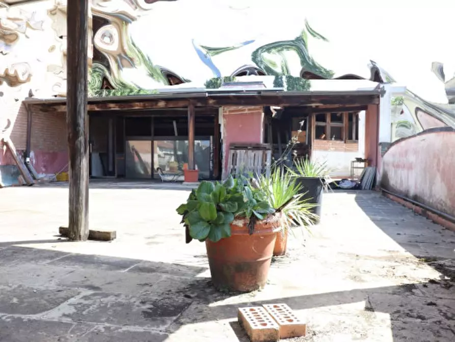 Immagine 11 di Casa bifamiliare in vendita  in viale Matteotti a Montevarchi