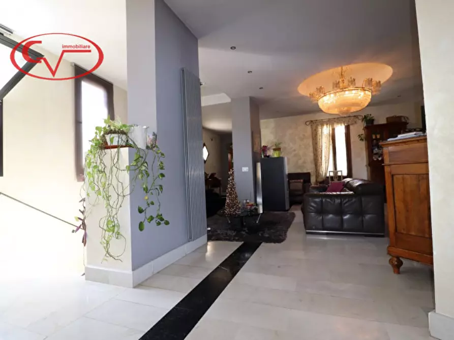 Immagine 25 di Casa bifamiliare in vendita  in viale Matteotti a Montevarchi