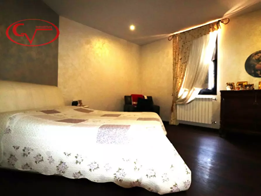 Immagine 26 di Casa bifamiliare in vendita  in viale Matteotti a Montevarchi