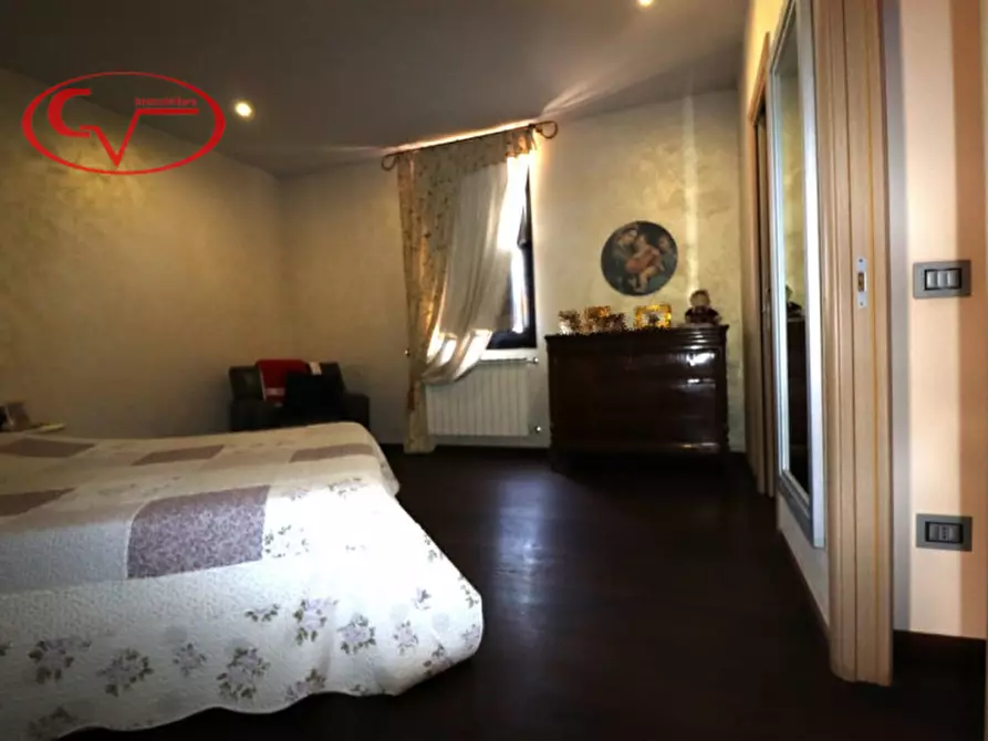 Immagine 29 di Casa bifamiliare in vendita  in viale Matteotti a Montevarchi