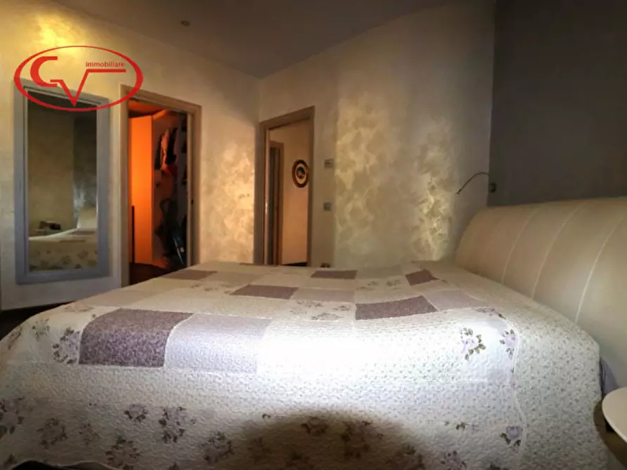 Immagine 31 di Casa bifamiliare in vendita  in viale Matteotti a Montevarchi