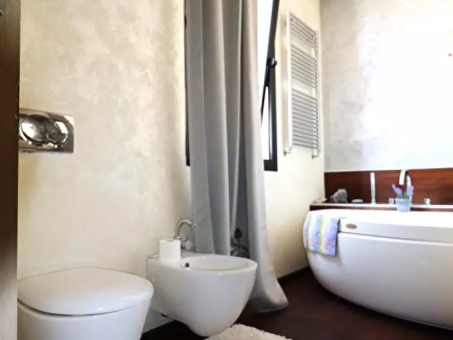 Immagine 38 di Casa bifamiliare in vendita  in viale Matteotti a Montevarchi