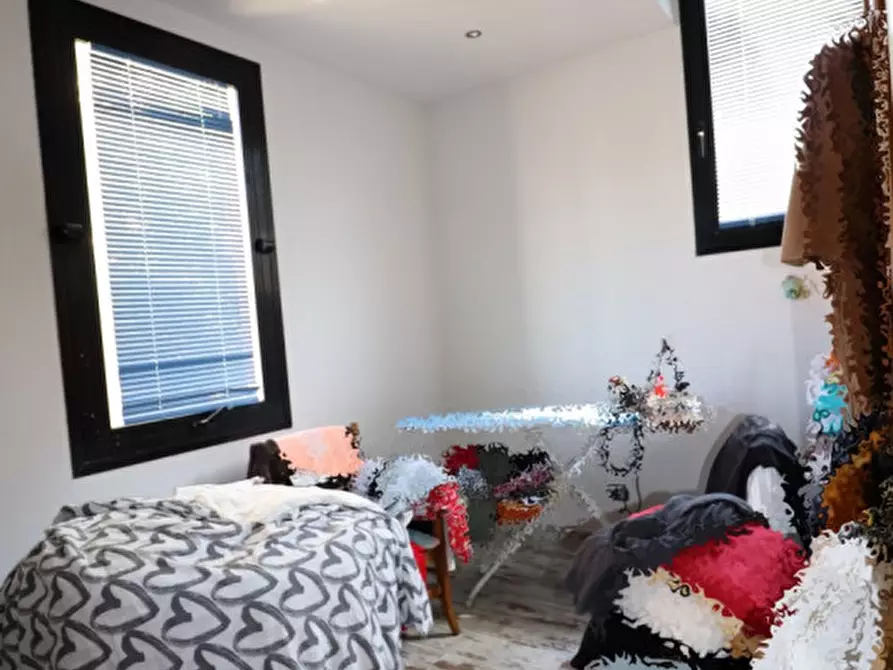 Immagine 49 di Casa bifamiliare in vendita  in viale Matteotti a Montevarchi