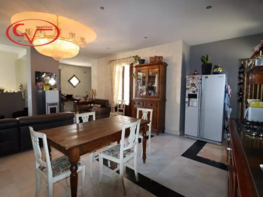 Immagine 61 di Casa bifamiliare in vendita  in viale Matteotti a Montevarchi