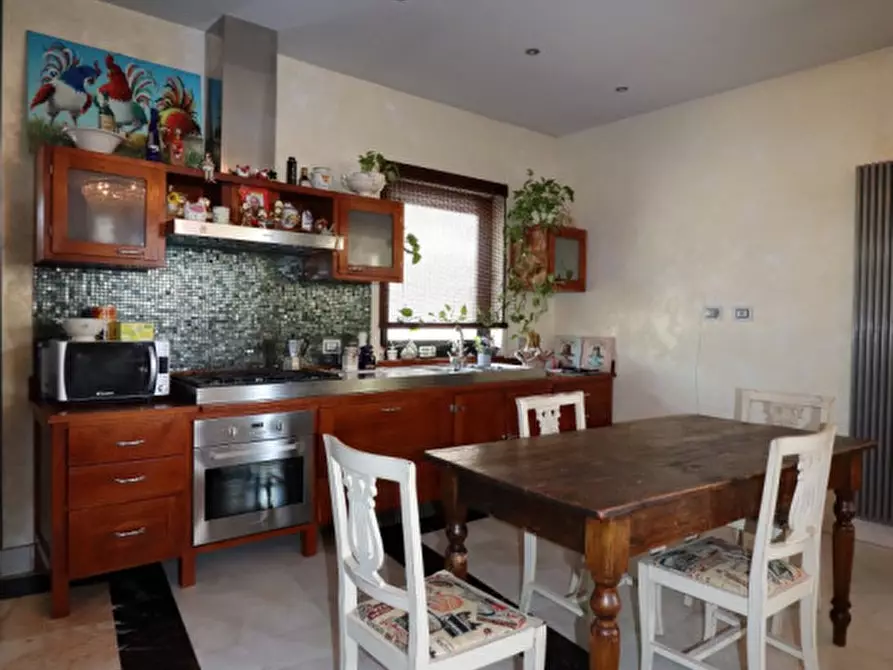 Immagine 64 di Casa bifamiliare in vendita  in viale Matteotti a Montevarchi