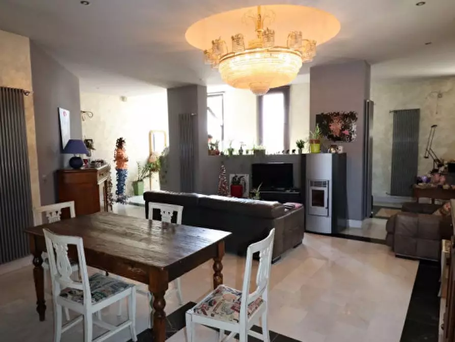 Immagine 68 di Casa bifamiliare in vendita  in viale Matteotti a Montevarchi