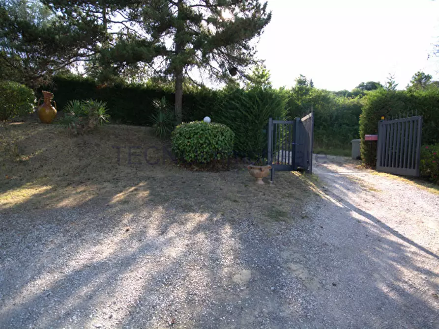 Immagine 3 di Villa in vendita  in Strada di Casamanza a Perugia