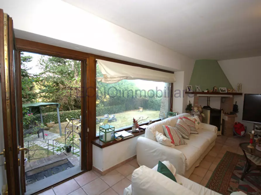 Immagine 45 di Villa in vendita  in Strada di Casamanza a Perugia