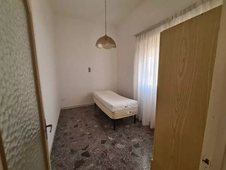 Immagine 14 di Appartamento in vendita  in VIA GAETANO VINCI a Parabita