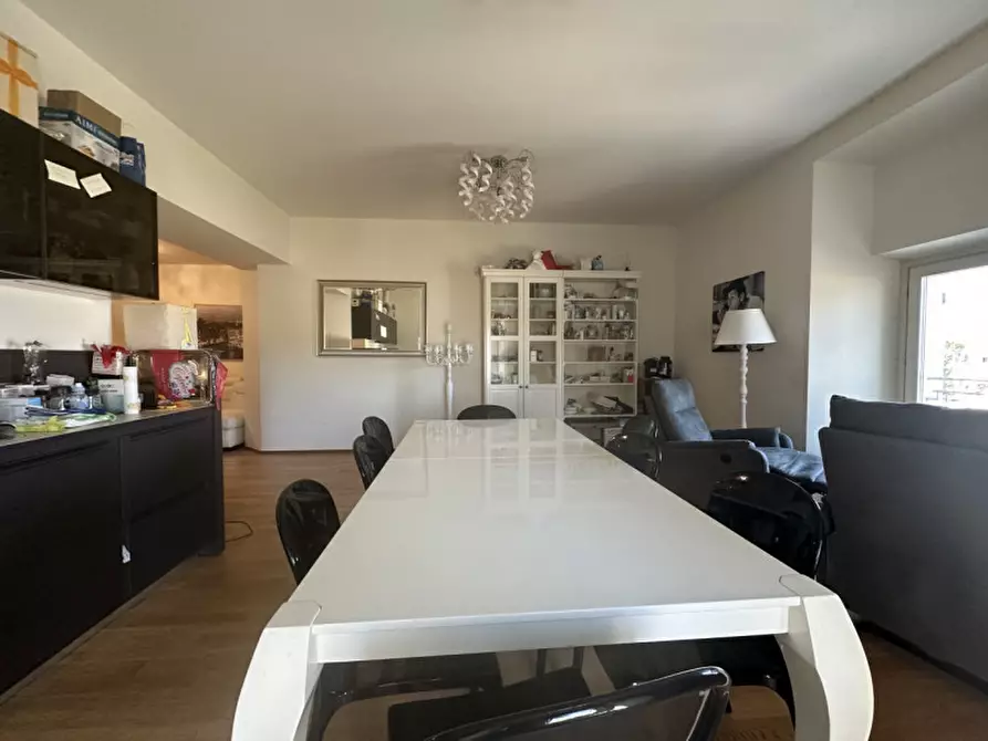 Immagine 3 di Appartamento in vendita  a Senigallia