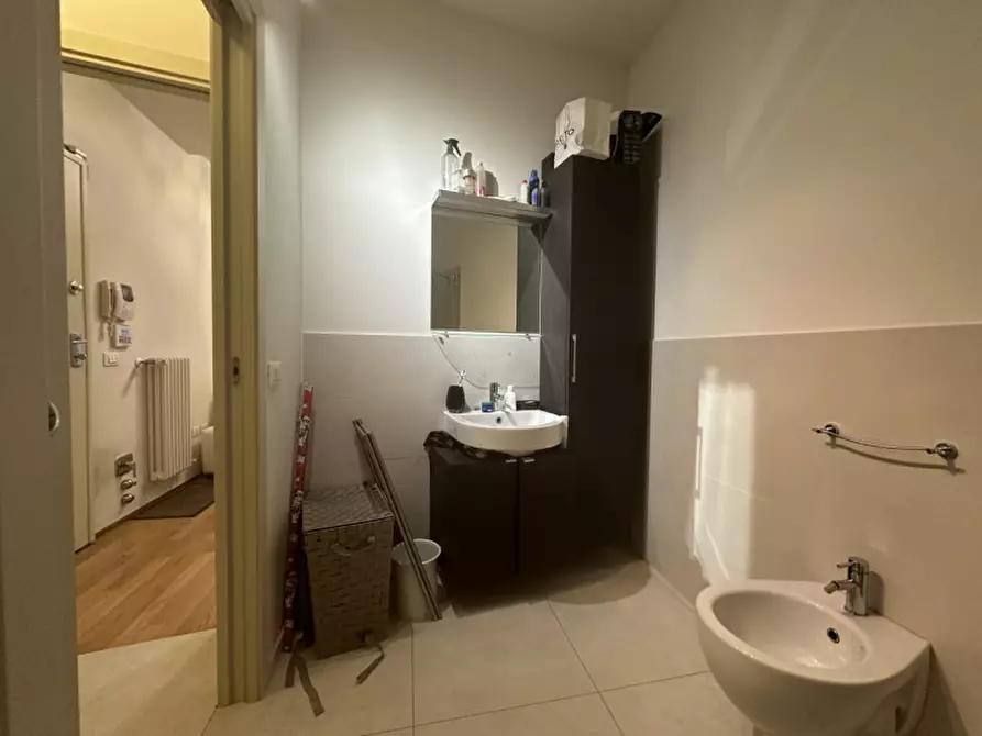 Immagine 22 di Appartamento in vendita  a Senigallia