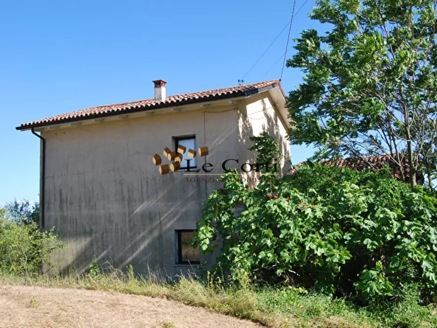 Immagine 10 di Rustico / casale in vendita  a Nanto