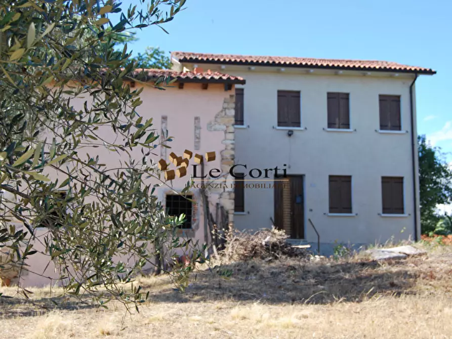 Immagine 11 di Rustico / casale in vendita  a Nanto