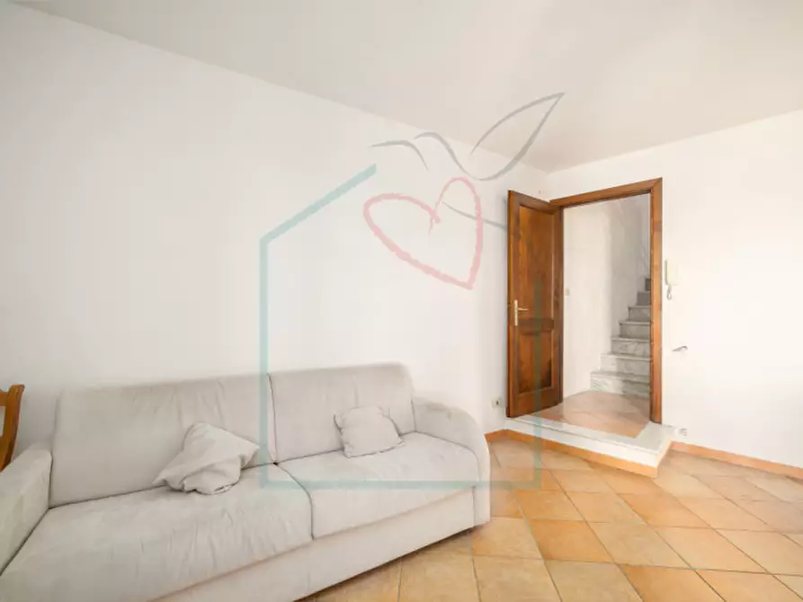 Immagine 15 di Appartamento in vendita  a Ortonovo