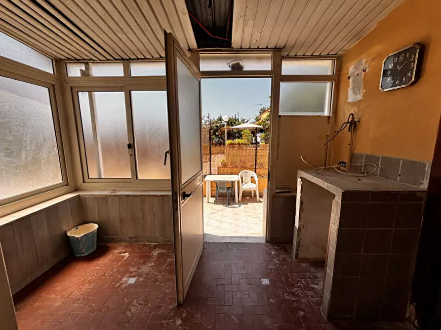 Immagine 5 di Appartamento in vendita  in VIA NAZIONALE N°53 a Torre Del Greco