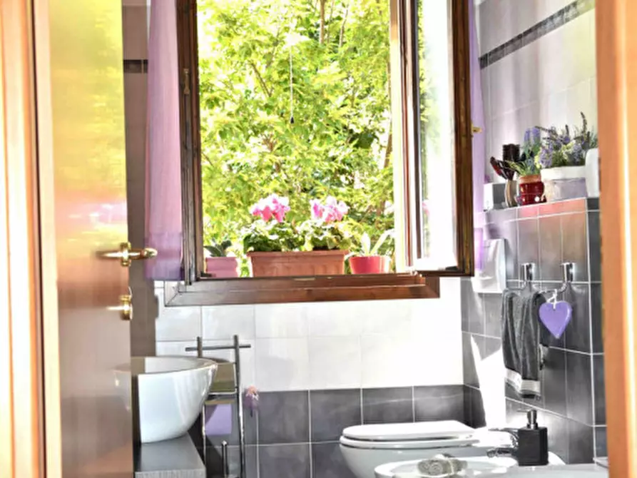 Immagine 59 di Appartamento in vendita  in via filippo corridoni a Medicina