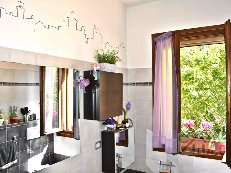 Immagine 66 di Appartamento in vendita  in via filippo corridoni a Medicina