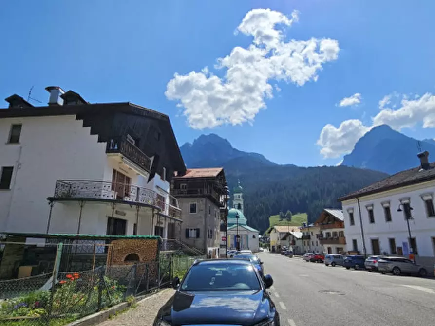Immagine 5 di Casa indipendente in vendita  in Piazza S.Giacomo 5 a Santo Stefano Di Cadore