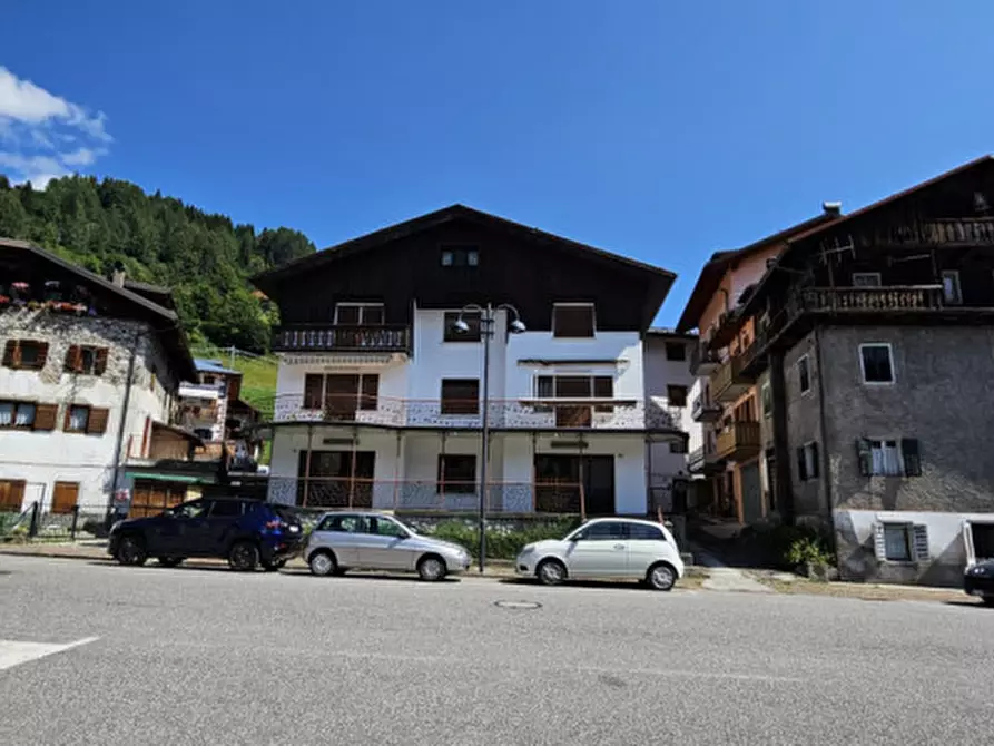 Immagine 10 di Casa indipendente in vendita  in Piazza S.Giacomo 5 a Santo Stefano Di Cadore
