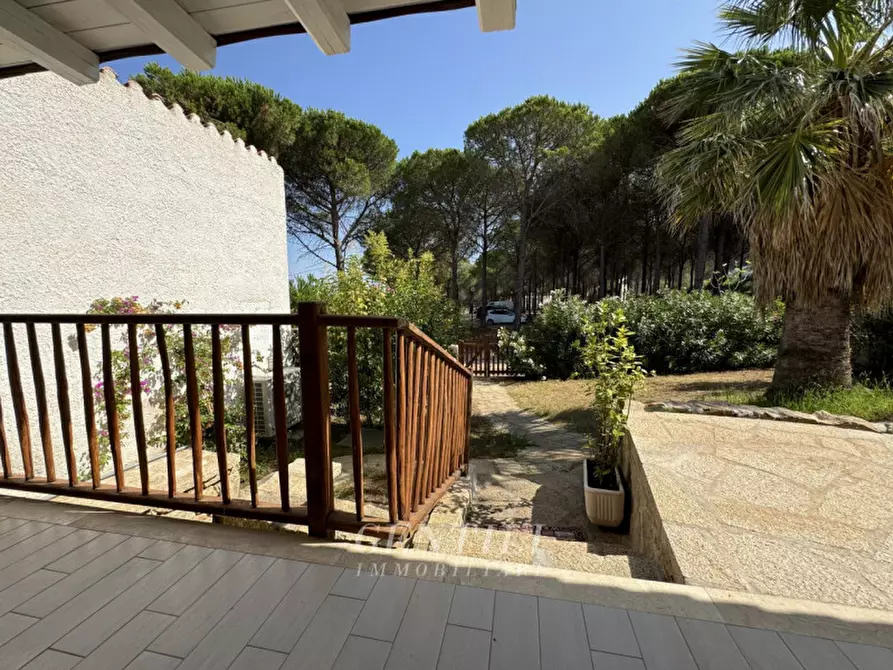 Immagine 22 di Appartamento in vendita  a Arzachena