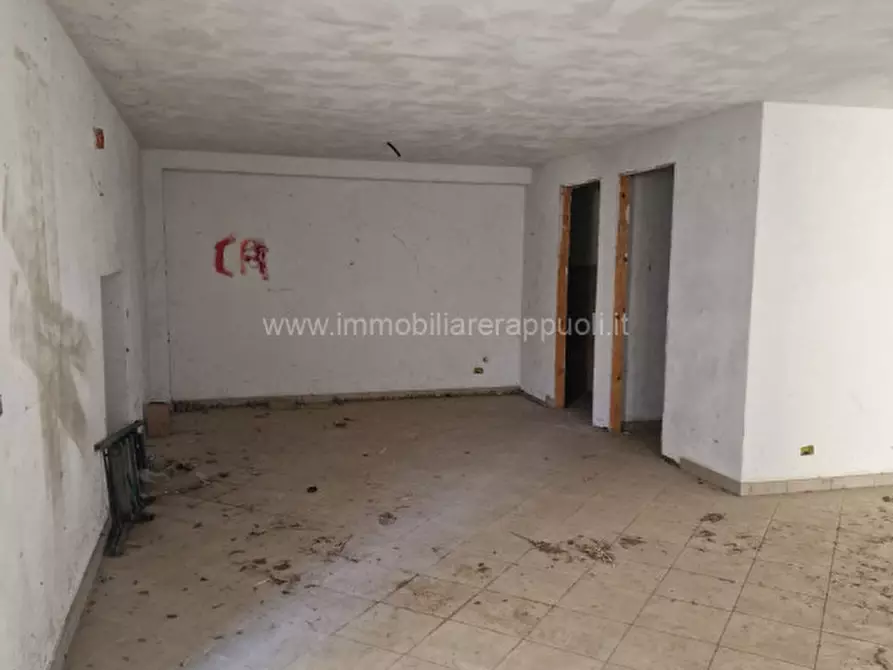 Immagine 14 di Casa indipendente in vendita  a Sinalunga