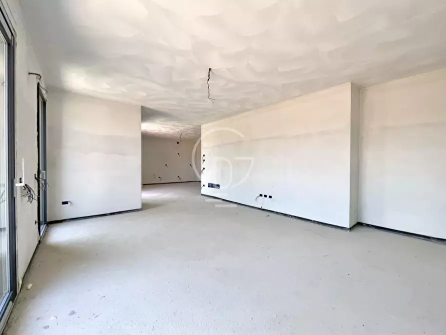 Immagine 11 di Appartamento in vendita  in Via Tommaso del Molin a Desenzano Del Garda
