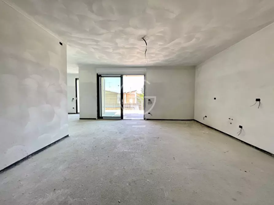 Immagine 12 di Appartamento in vendita  in Via Tommaso del Molin a Desenzano Del Garda