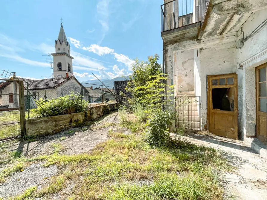 Immagine 12 di Rustico / casale in vendita  in Via Principe Umberto 43 a Gravellona Toce