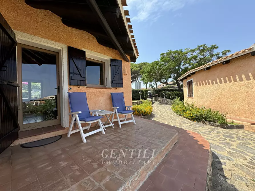 Immagine 21 di Appartamento in vendita  a Arzachena