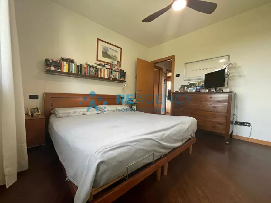 Immagine 9 di Appartamento in vendita  in Via fornaci, 10 a Torri Di Quartesolo