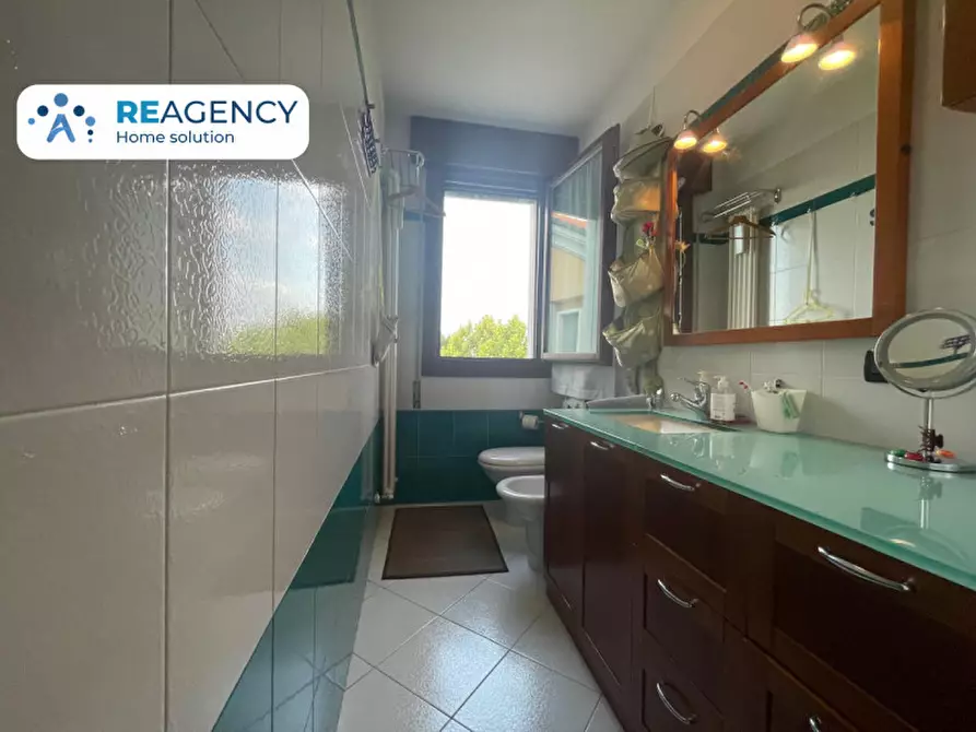 Immagine 12 di Appartamento in vendita  in Via fornaci, 10 a Torri Di Quartesolo