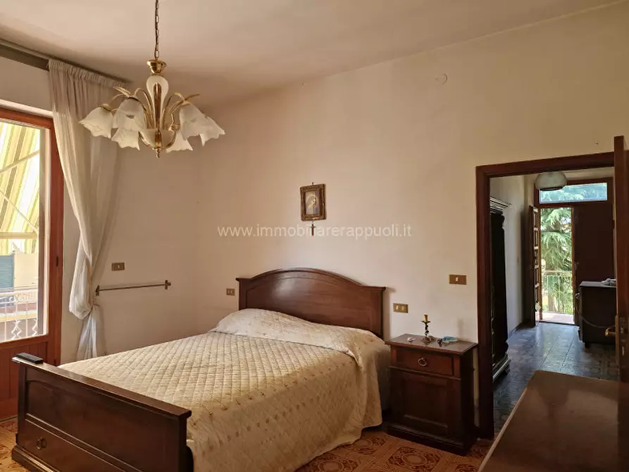 Immagine 5 di Villetta a schiera in vendita  a Sinalunga