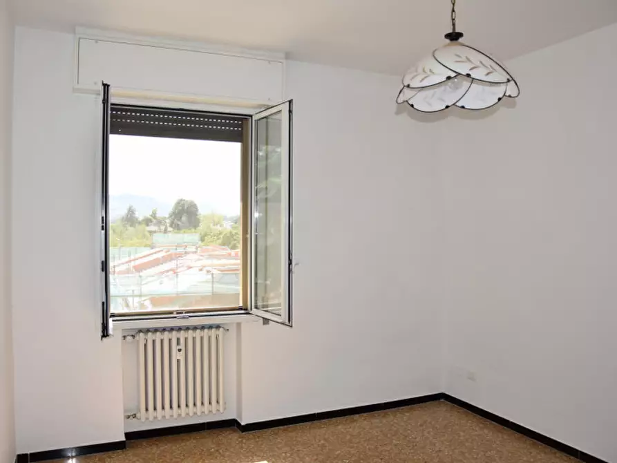 Immagine 13 di Appartamento in vendita  in via a Bologna